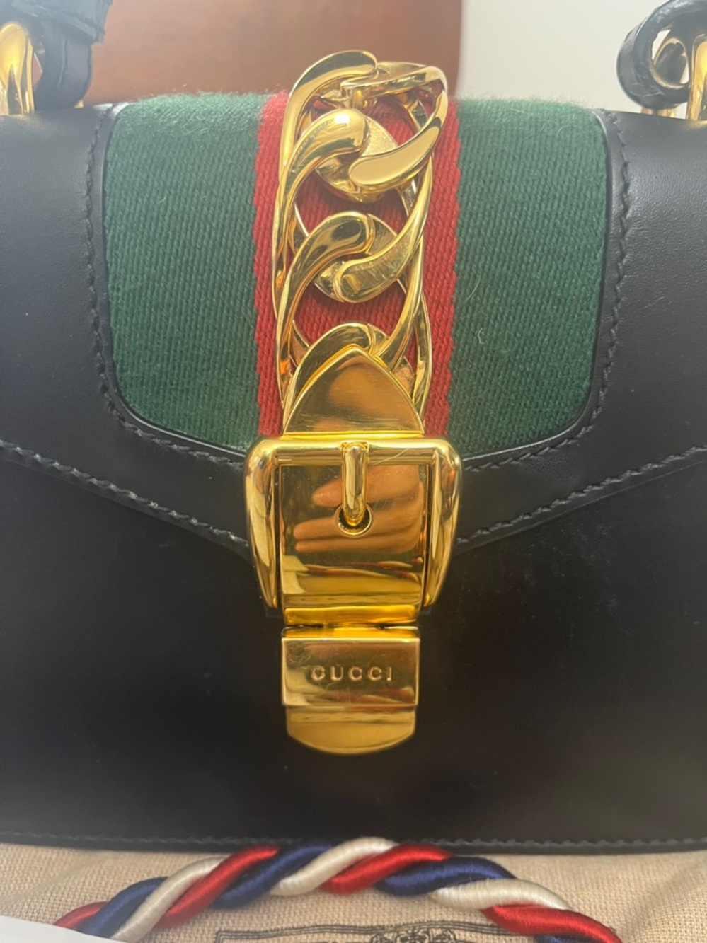 Gucci Sylvie Black Crossbody Top Handle small Bag 2 original straps, dustbag - Picture 6 of 12
